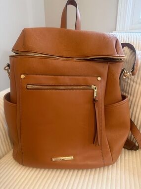 Commuter Backpack - Cognac
